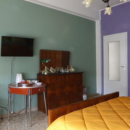 לינה וארוחת בוקר ג'יארה Casa Di Nonna Signorina מראה חיצוני תמונה