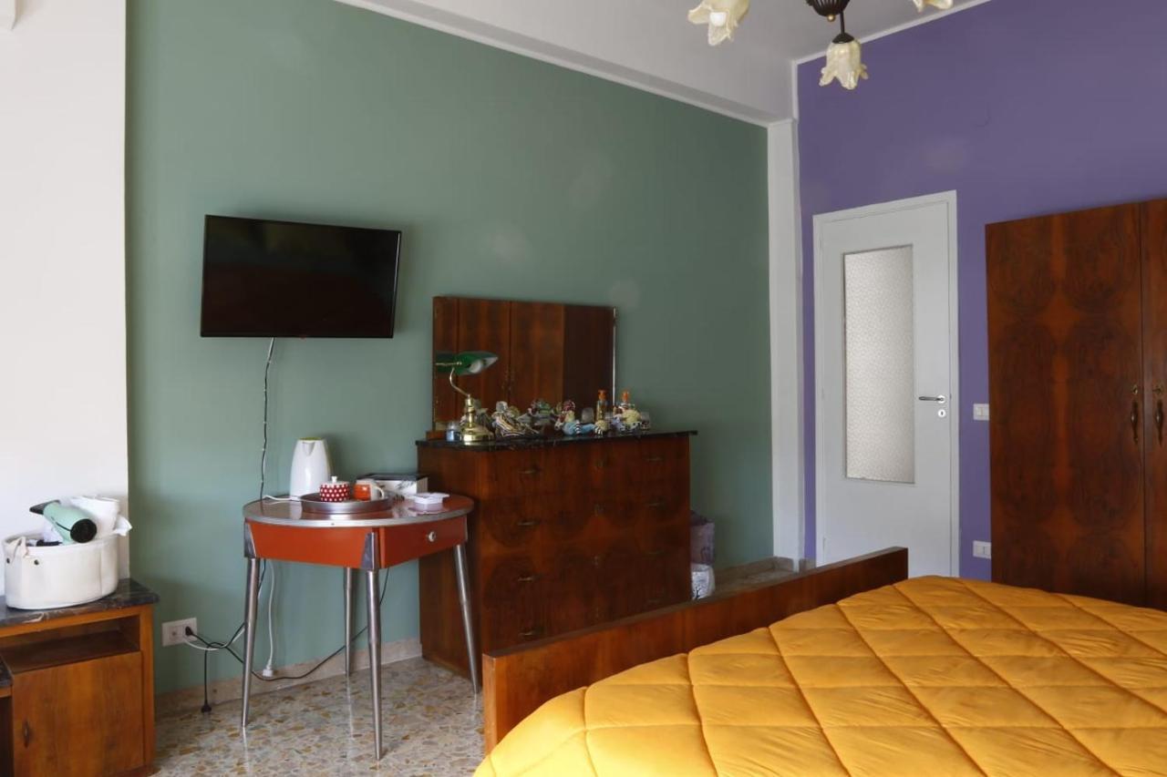 לינה וארוחת בוקר ג'יארה Casa Di Nonna Signorina מראה חיצוני תמונה